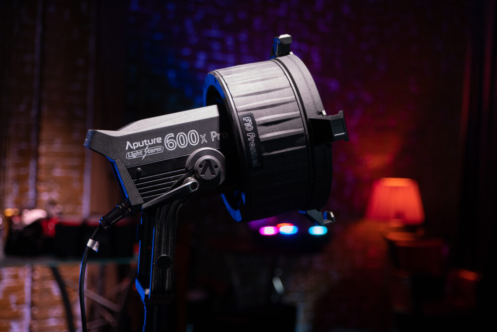 Aputure Light Storm LS 600x Pro Bi-Color Video Light india tiyana 3