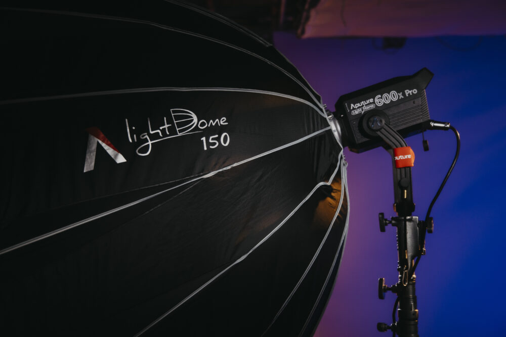 Aputure-Light-Storm-LS-600x-Pro-Bi-Color-Video-Light-india-tiyana