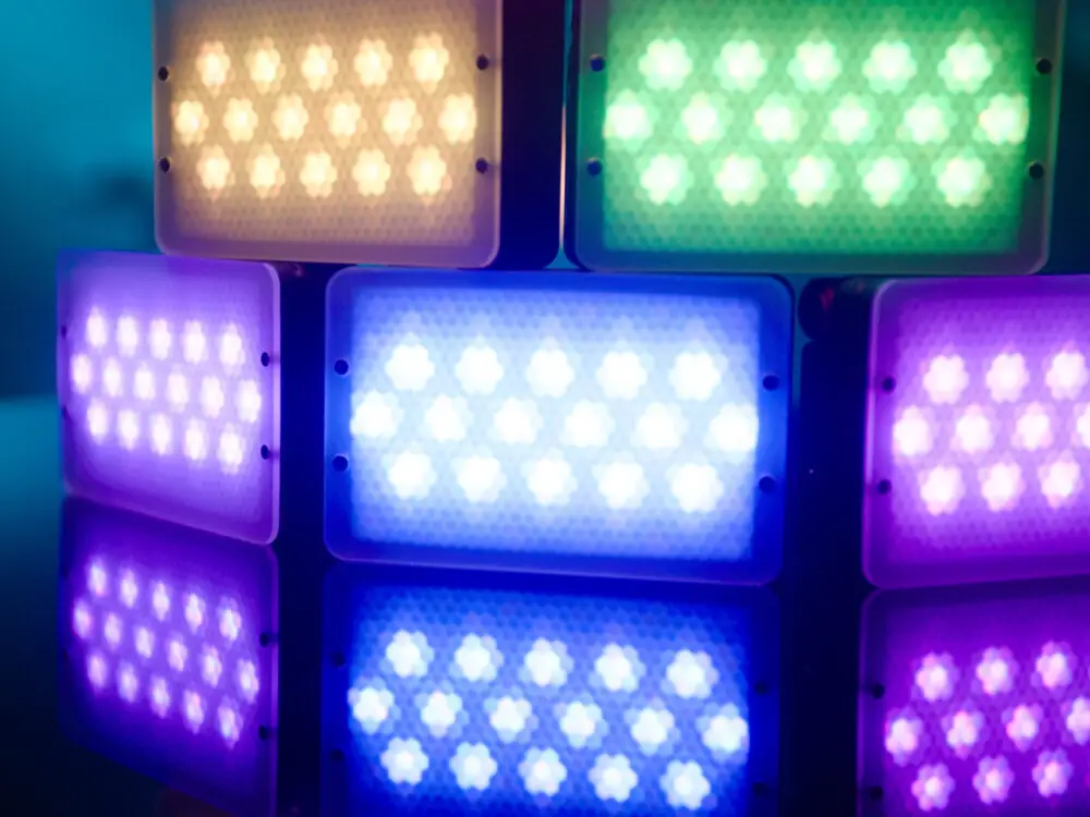 Aputure-MC-Pro-RGBWW-LED-Light-Panel-india-tiyana